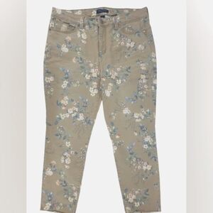 Bandolino Lisbeth Crop Raw Hem Floral Beige Denim Jeans